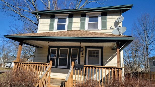 Photo - 955 Concord Ave