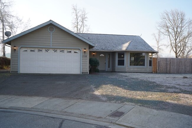 3 bedroom 2 bath Home For Rent in Grants Pass - 3 bedroom 2 bath Home For Rent in Grants Pass