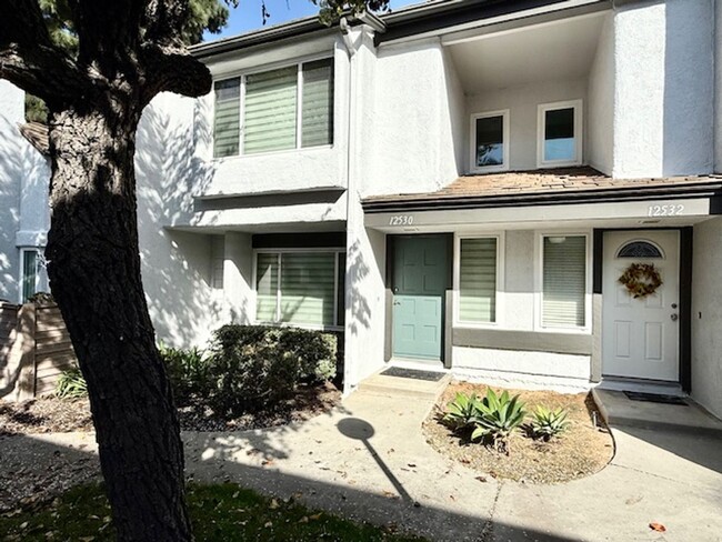 Charming 2-Bedroom Condo in Prime Cerritos... - Charming 2-Bedroom Condo in Prime Cerritos...