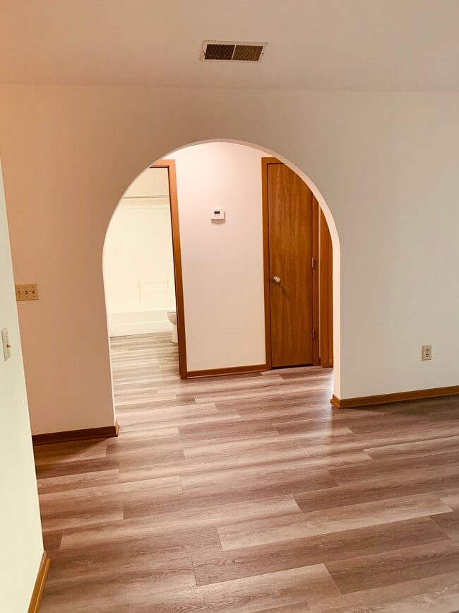 Photo - Ridge Creek Apartments