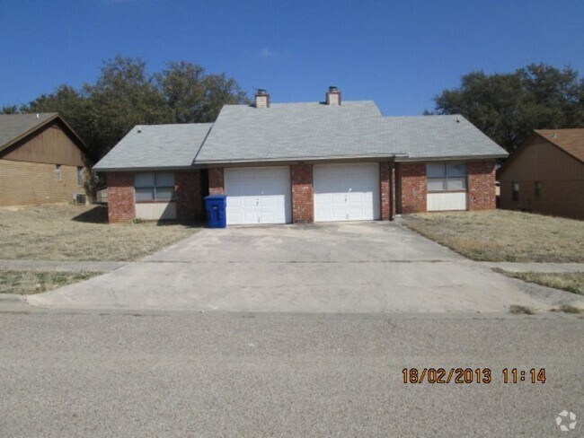 Building Photo - 208 Sorrell Dr Rental