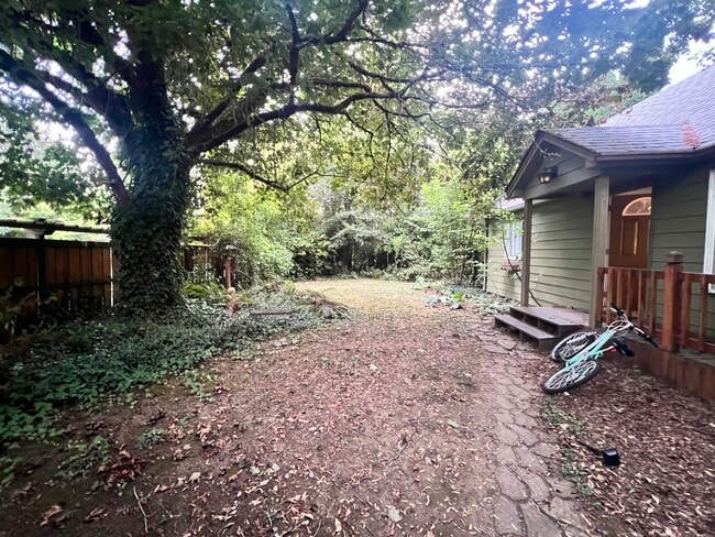Photo - 6909 NE 72nd Ave