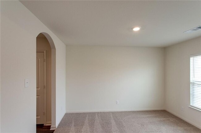 Photo - 196 Allington Cir