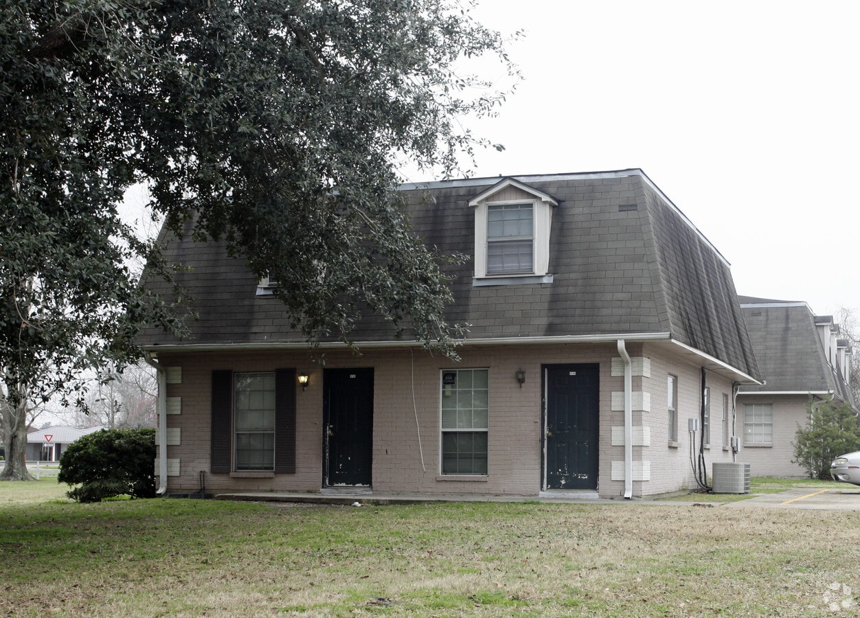 Photo - Normandy Village