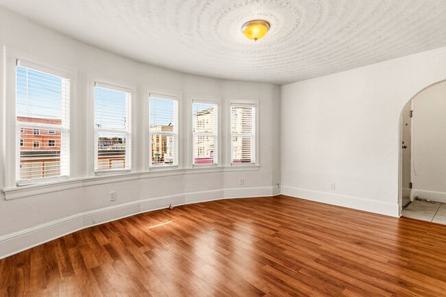 Photo - Spacious 3-Bedroom House in Oakland's Meadow Brook