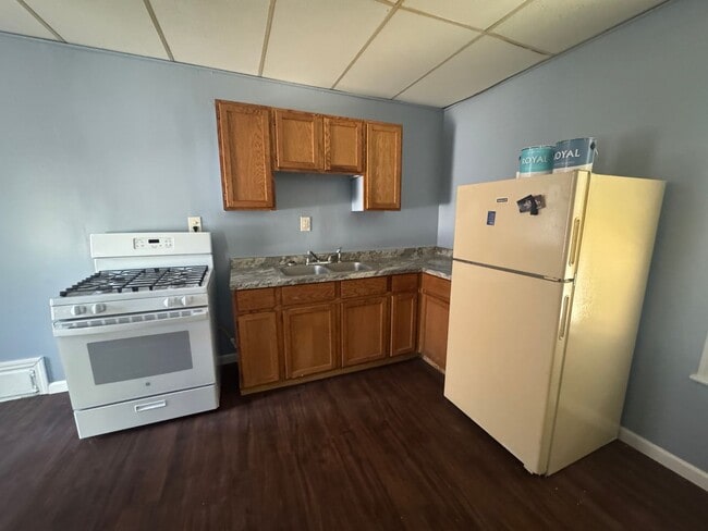 Photo - 120 N Main St Unit 120 N Main St - Res Lower Rear #4