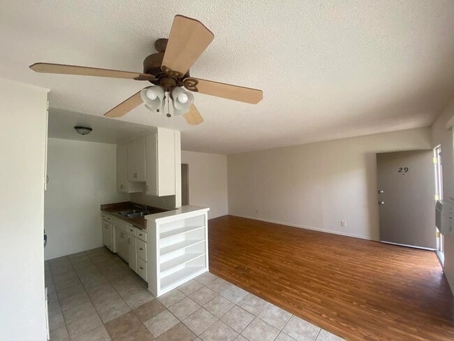 Photo - 21809 Lanark St Unit 29