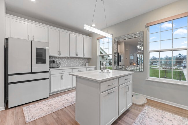 Photo - 1627 Sager Way