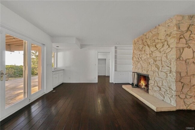 Photo - 16922 Oak View Dr