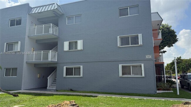 Photo - 11307 SW 200th St Unit 111-B