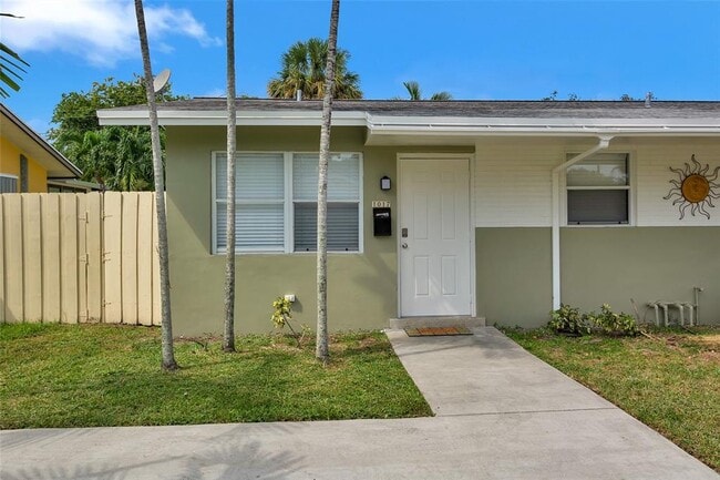 Photo - 1017 SW 30th St House Unit 1017