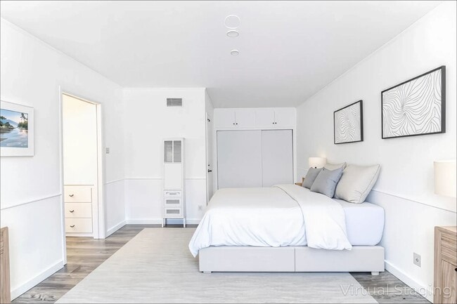 Building Photo - 5757 La Mirada Ave Rental