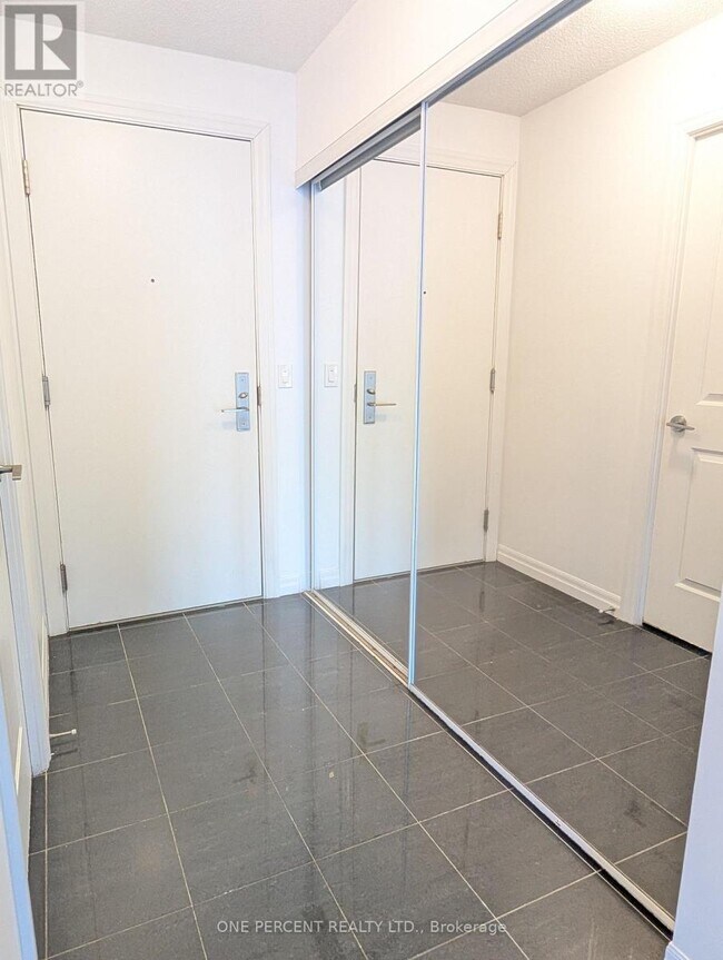 Photo - 275 Yorkland Rd Unit 2007