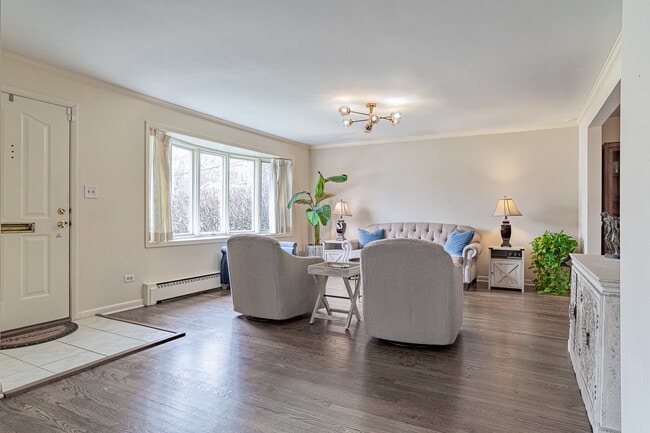 Photo - 3890 Gregory Dr