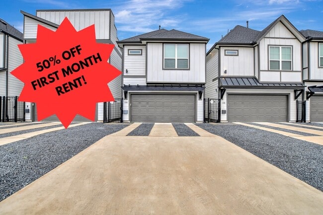 Building Photo - 119 E 43rd St