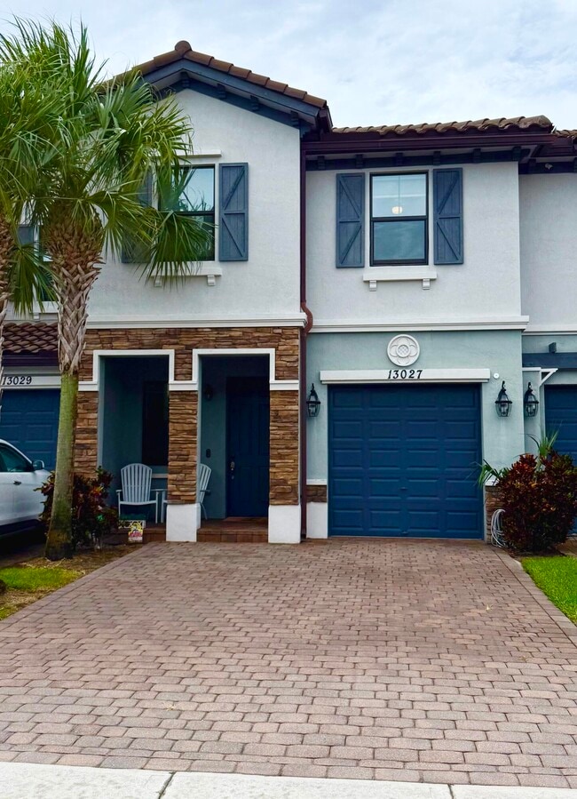 Building Photo - 13027 Anthorne Ln Rental