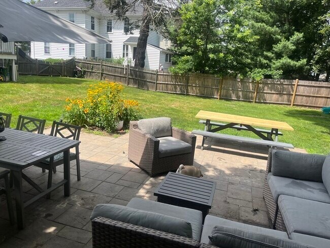 Photo - 898 Adams St Unidad A