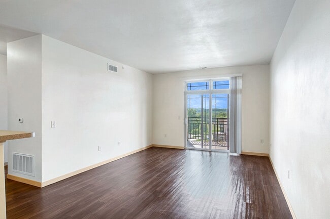 Photo - Overlook at Midtown