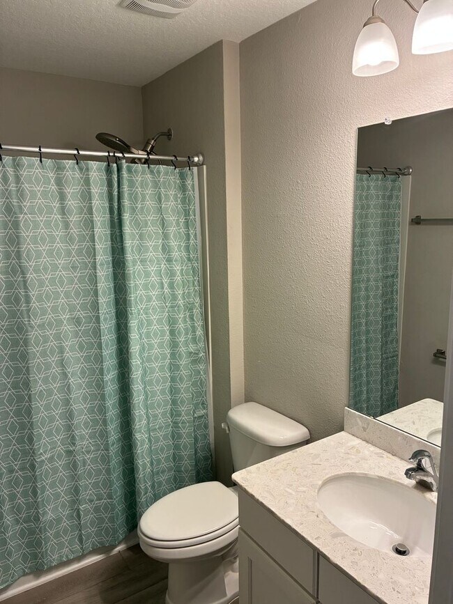 Photo - 107 Holm Pl
