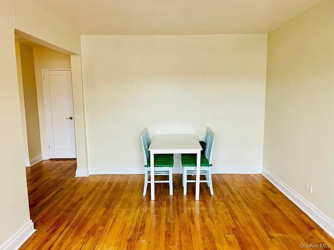 Photo - 88-01 35th Ave Unidad 3F