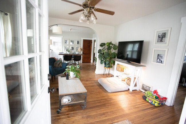 Photo - 1112 Lincoln Way Unit 1