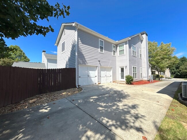 Photo - 4100 Lake Pass Ln