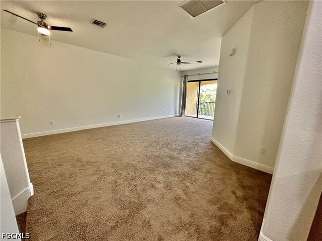 Photo - 4910 SW 17th Pl Unit 5