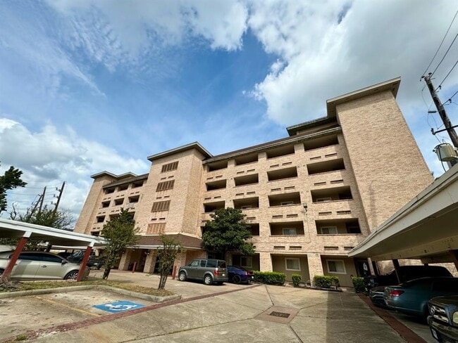 Building Photo - 2210 Dorrington St Unit 104 Rental