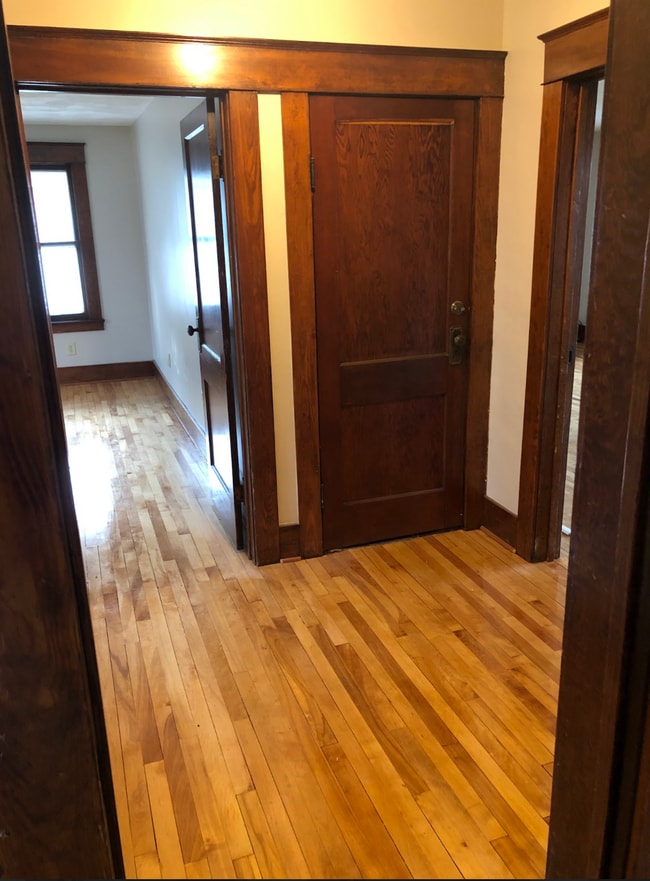 Photo - 15 Maple St Unit 2nd Floor
