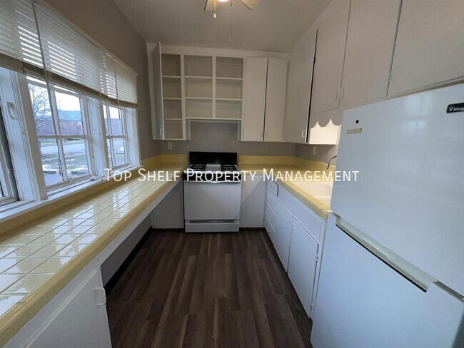 Photo - 3103 Grand Ave Unit 3