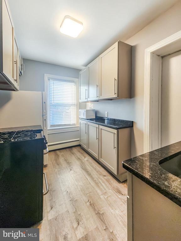 Photo - 226 Morgan St