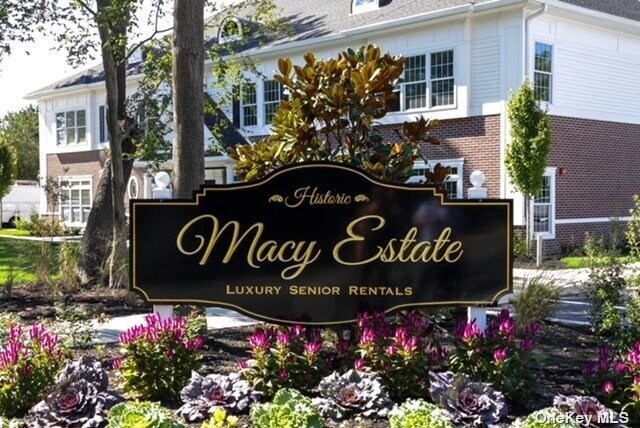Photo - 46 Islip Ave Condo