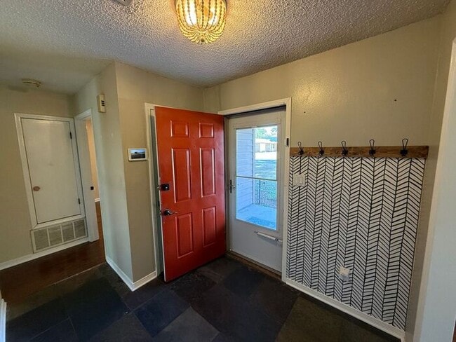 Photo - Pensacola - South Gulf Manor - 3 bedroom, 2 bathroom w/ pool