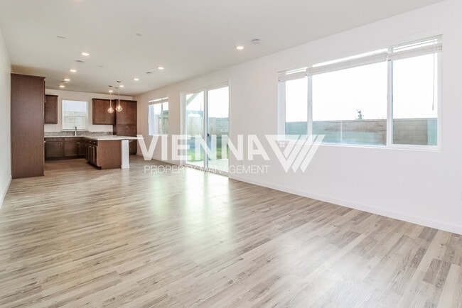 Photo - 4657 Snapdragon Wy