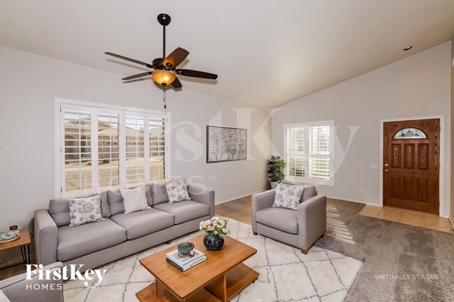 Photo - 1102 W Monte Cristo Ave