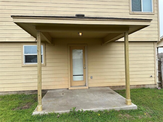 Photo - 307 Wildcat Dr