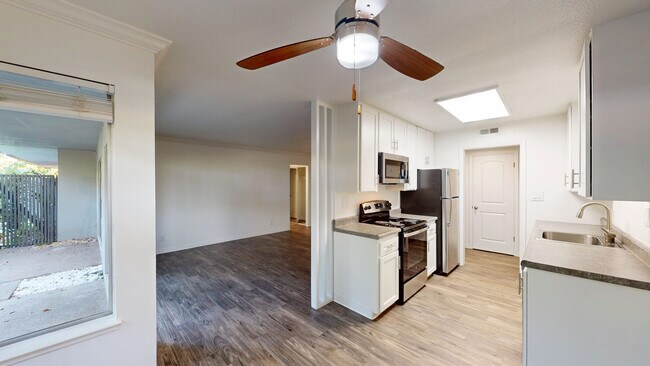 Photo - 823 Las Gallinas Ave Unit 107