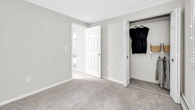 Spacious Closets with Built-In Shelving for Every Wardrobe