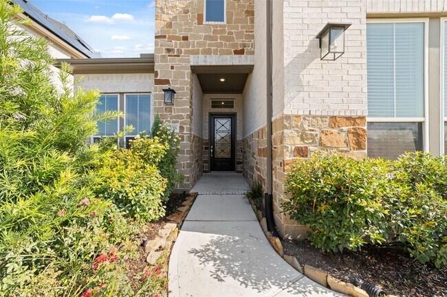 Photo - 32018 Crested Knl Ct