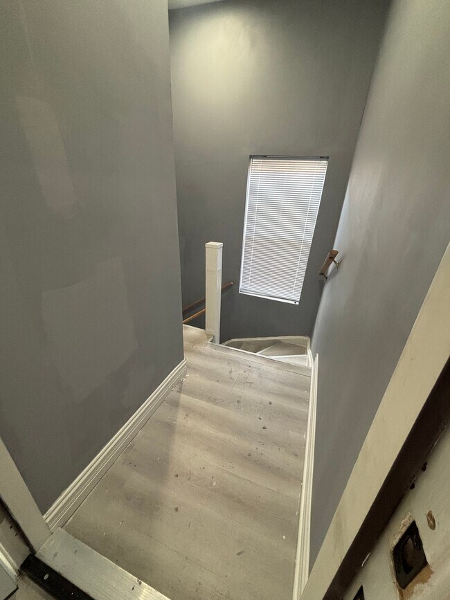 6509 S Paulina St Unit 2nd Floor