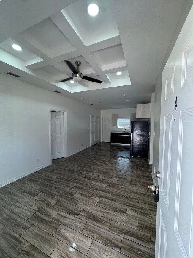 909 W Kohala Ave Unit 4