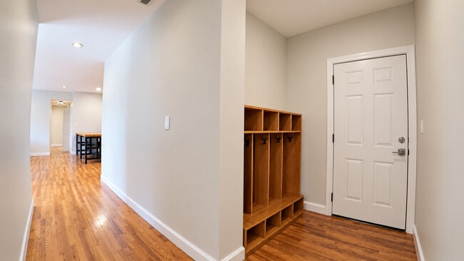 Photo - 6005 N Kimball Ave