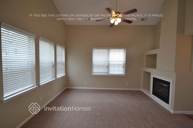 Photo - 512 Windcroft Cir NW