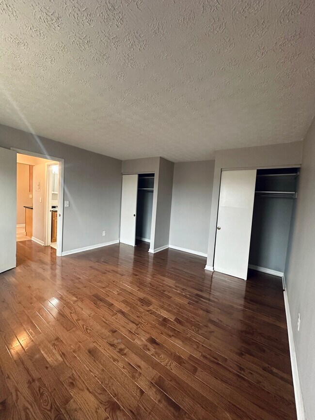 320 Hanna Ave Apartments For Rent in Loveland, OH