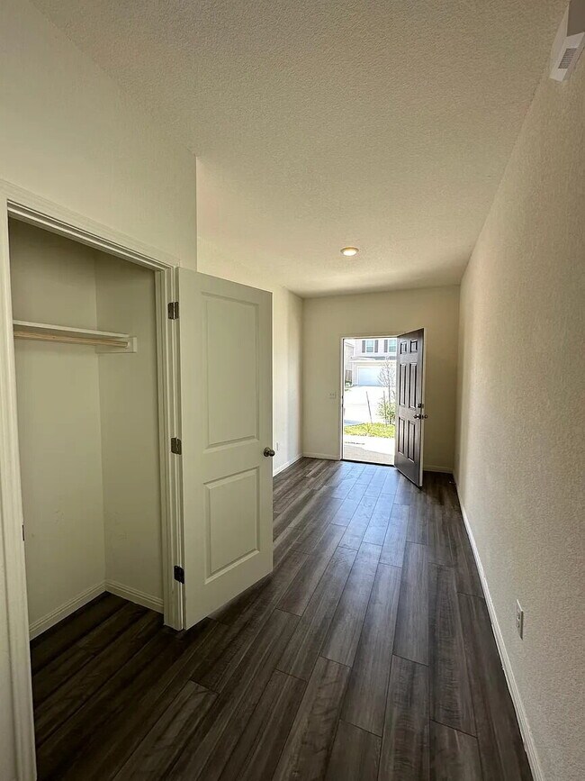 Photo - 114 Aoudad Rd