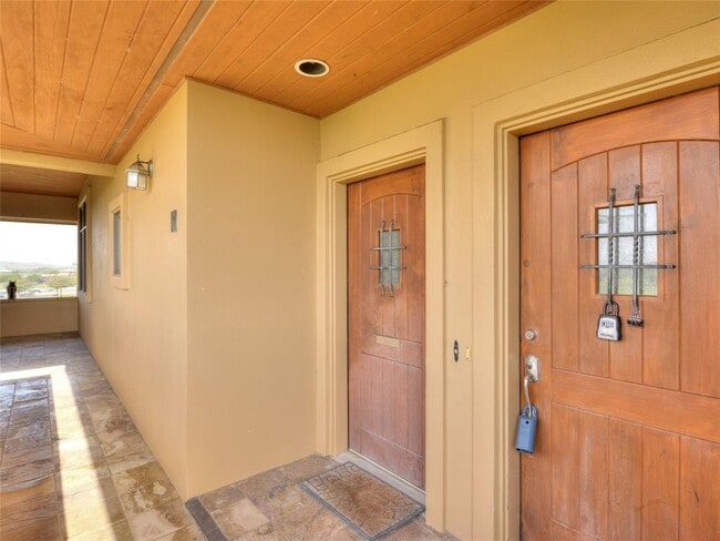 Photo - 1908 Kahala Sunset Dr Unit H