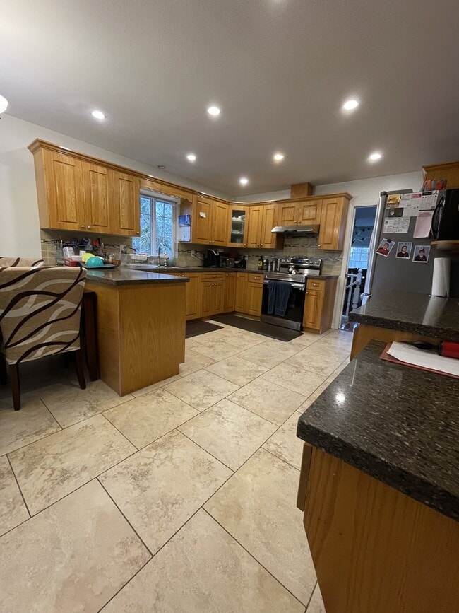 Photo - 11797-11231 231 St Unité Upper