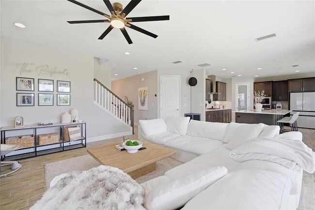 Photo - 6396 Roadstead Ct