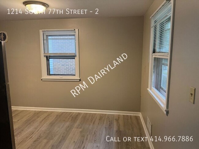 Photo - 1214 S 77th St Unit 2