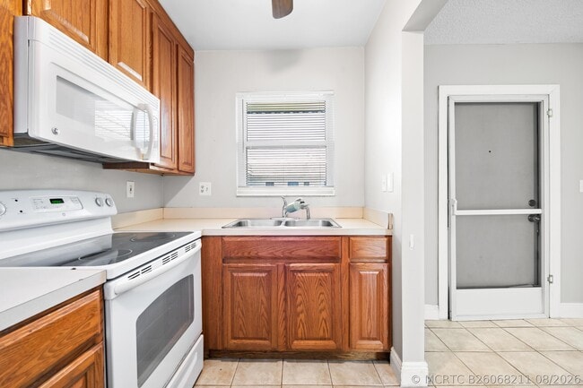 Photo - 1001 SE 16th St Unit 15